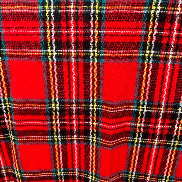 New-With-Tags Old‎ Navy Oversized Red Plaid Scarf - Picture 6 of 7